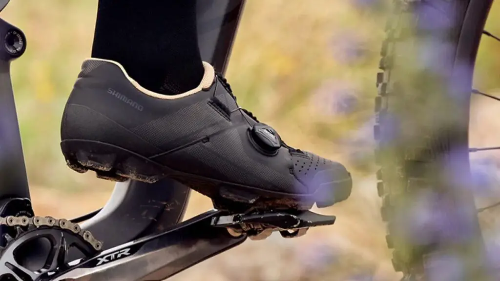 Benefits of MTB shoes compared to Vans shoes - Are Vans Shoes Suitable for Mountain Biking? (Pros & Cons)
